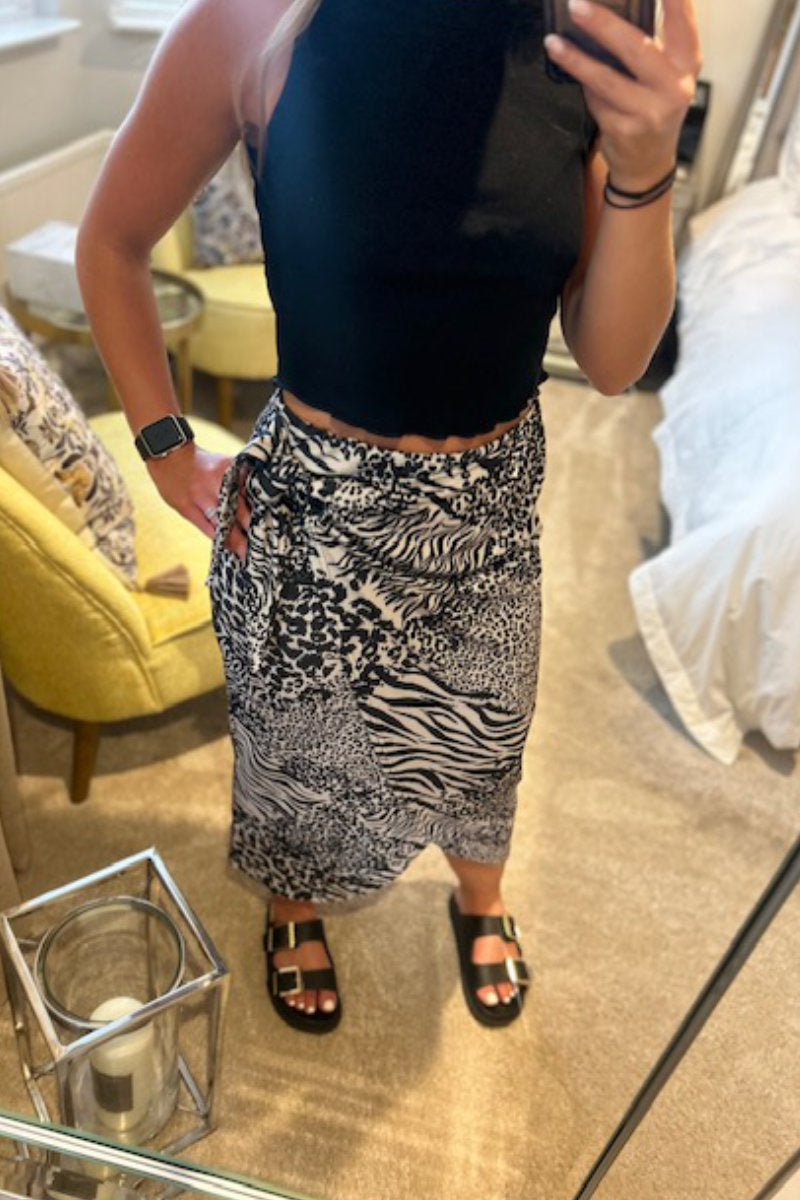 Famous Store Animal Print Wrap Skirt